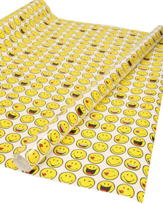 2x Inpakpapier/cadeaupapier wit met smileys 150 x 70 cm